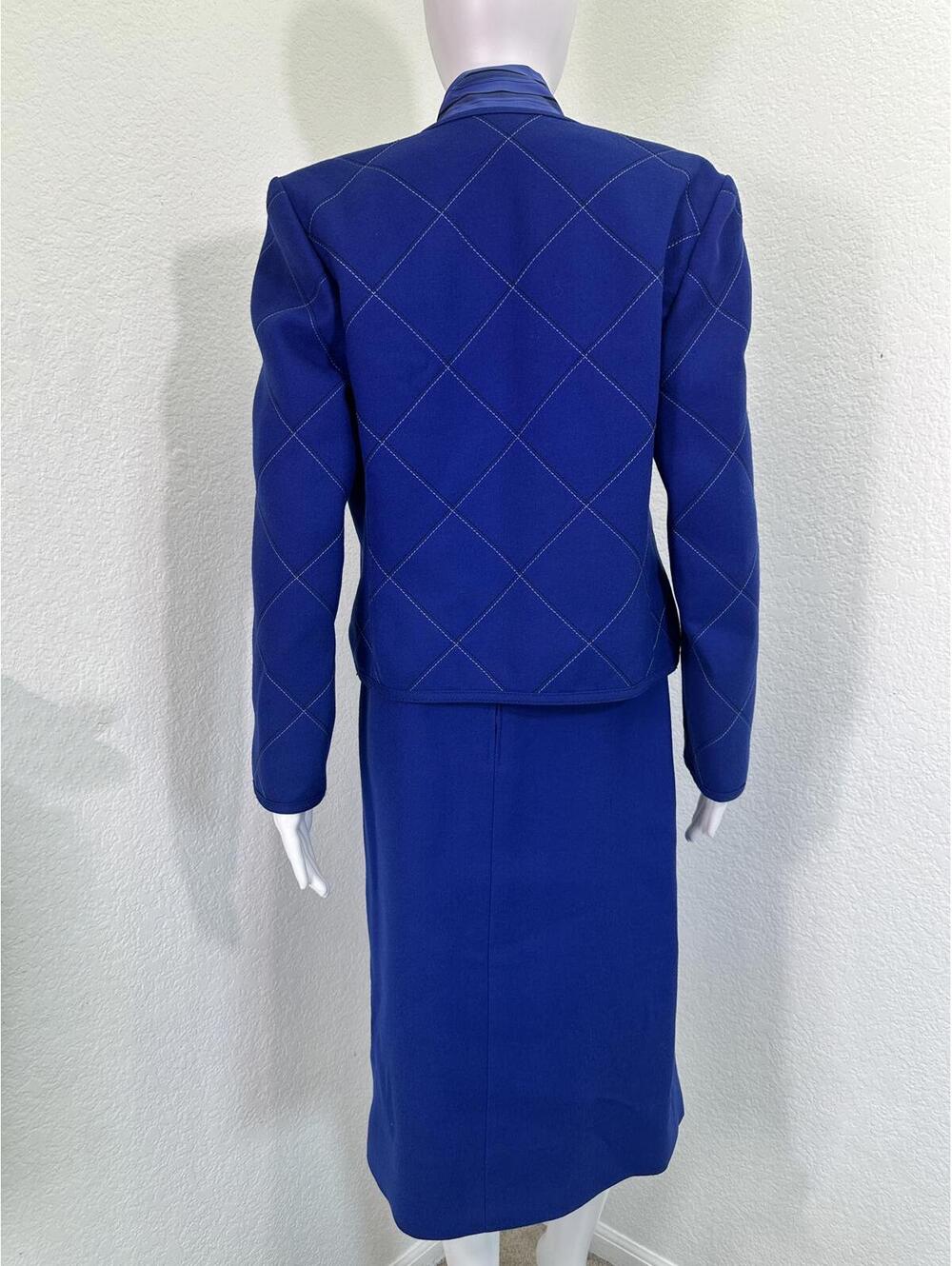 Vtg Sz 40/8 Louis Feraud Blue Wool 3 Piece Skirt Suit Pencil Silk Shirt Office - Picture 2 of 9